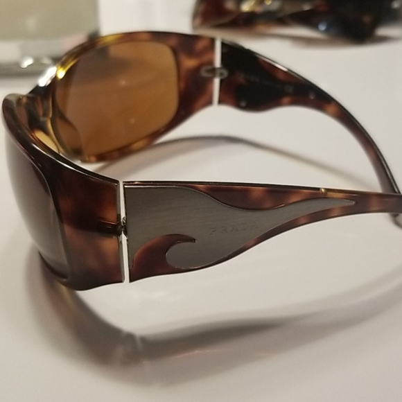Prada sunglasses main image 6
